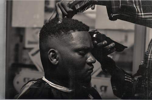 How to Create a Relaxing Atmosphere in Your Barber Shop