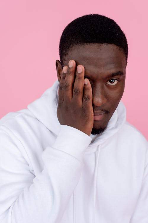 How do I choose the right hair cutting combs?