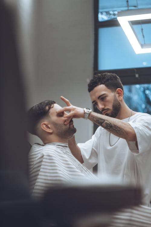 How to Handle Hair Cutting Challenges with Different Hair Growth Rates