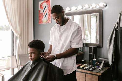 What are the top-rated barber schools?
