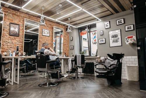 What are the best practices for barber shop customer retention?