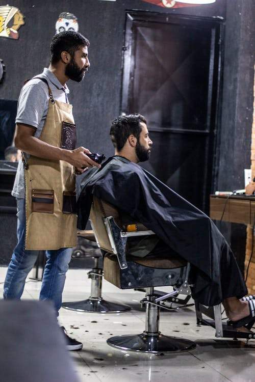 What are the most effective techniques for a close shave?