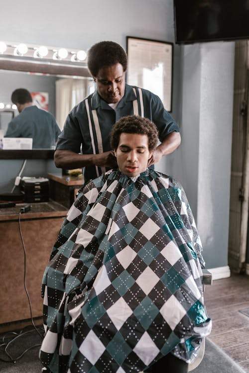What are the safety precautions to take when using Marmara Barber products?