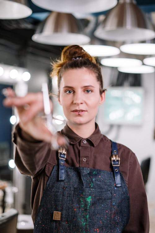 Essential Tips for Maintaining a Modern and Organized Barber Shop