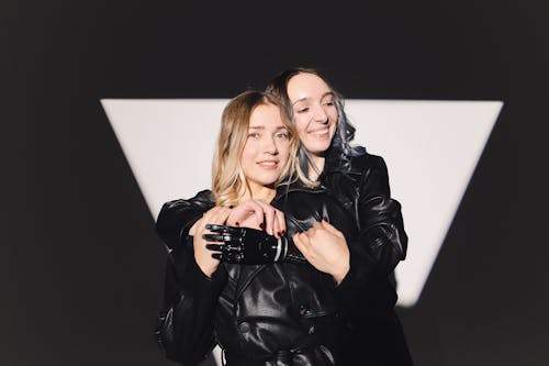 What is the difference between clipper blades and trimmer blades?