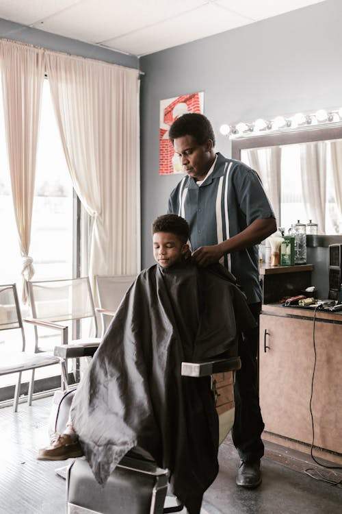 Barber Chair Showdown: Which Models Offer the Best Comfort?