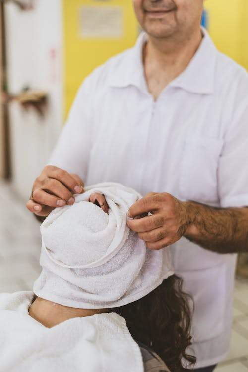 Step-by-Step Guide to Using Nishman Beard Oil