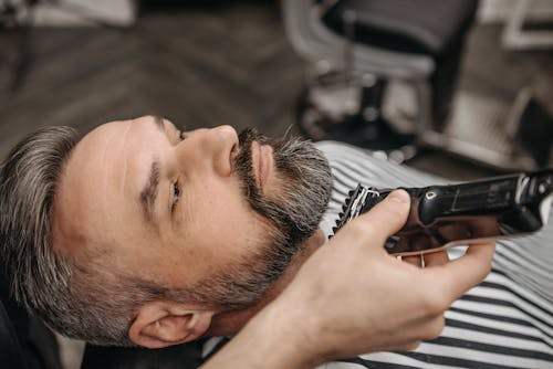 How to Sanitize Barbering Tools Properly