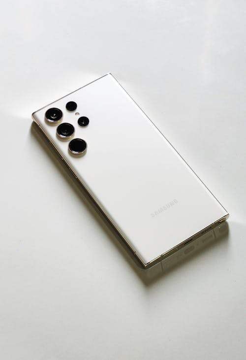 Review: Best Makeup Brushes for a Flawless, Professional Look