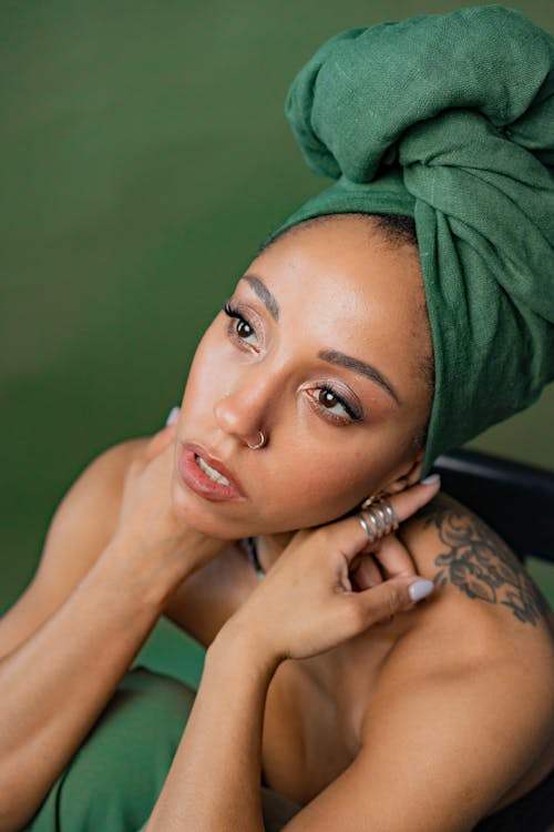 The Best Products for Achieving a Velvet Makeup Finish