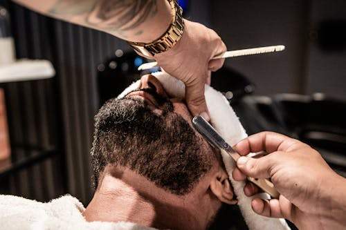 The Benefits of Using Scissors Over Clippers