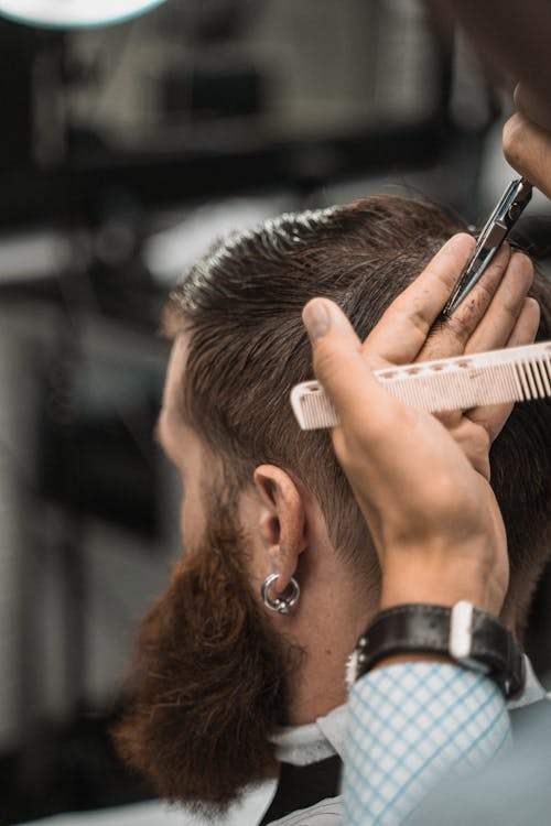 A Guide to Understanding the Different Types of Hair Clippers