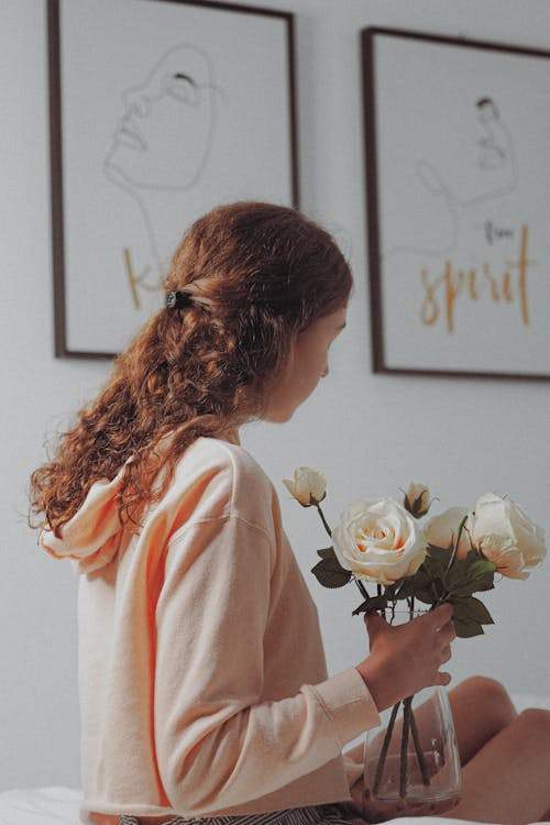 Top 10 Must-Have Tools for the Modern Makeup Artist