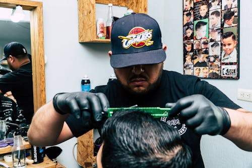 How to Cut Hair for Different Face Shapes