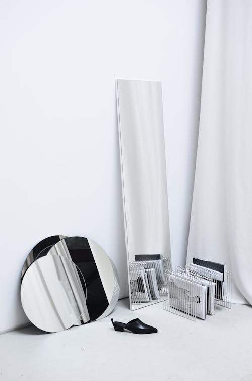 What Are the Fragrance Options for Nishman Products?