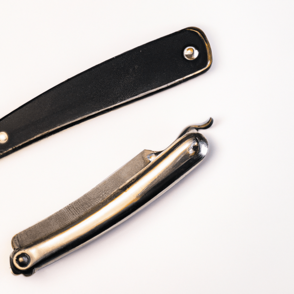 What is the difference between a shavette and a traditional straight razor?-Barbersets.com, best quality barber supplier.