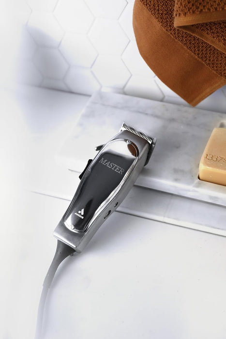 Andis 01815 Professional Master - Cortapelos con cuchilla ajustable, cuchilla en T de acero al carbono, color plateado