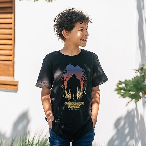 T-shirt ras du cou pour enfants - Sasquatch - Noir par DelSol pour enfants - T-shirt 1 pièce (YS)