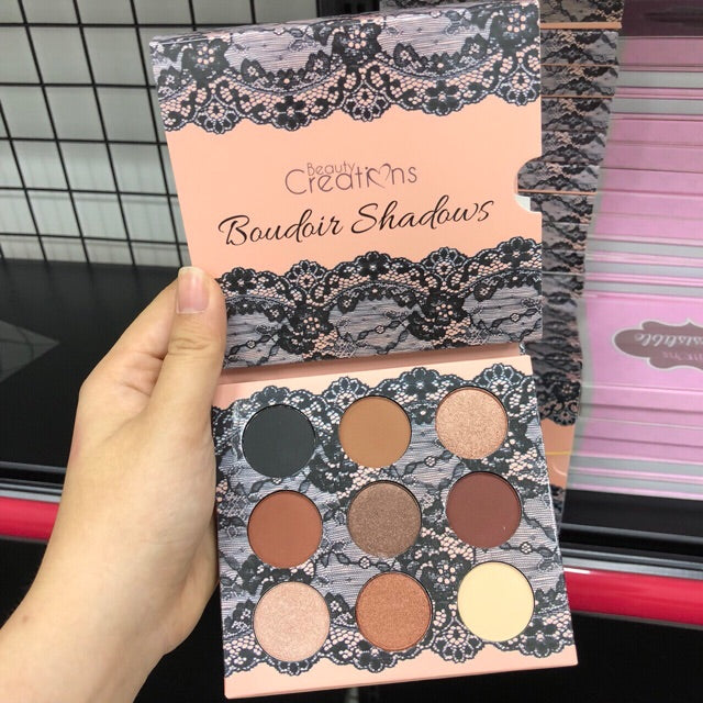 BEAUTY CREACIONES Boudoir Shadows Paleta de sombras de ojos de 9 tonos - A