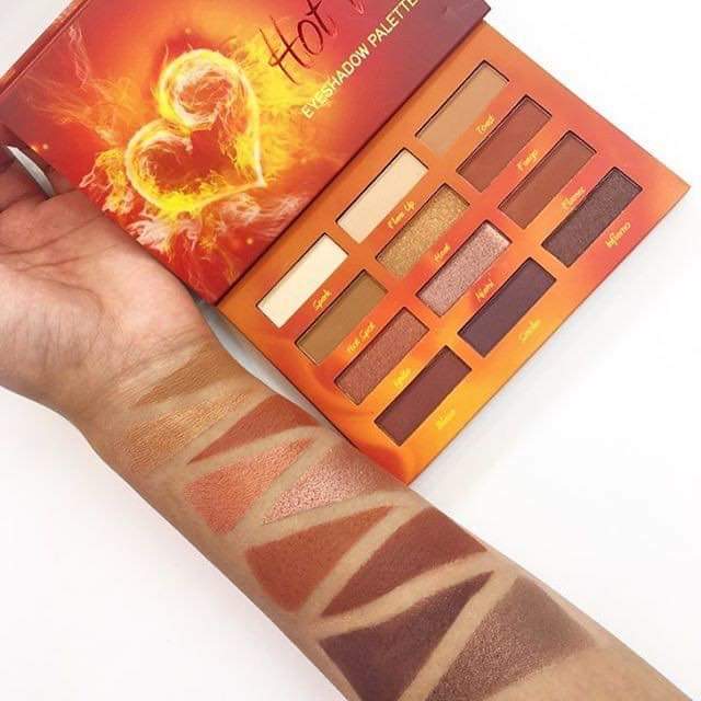 BEAUTY CREACIONES Paleta de sombras de ojos Hot Fire