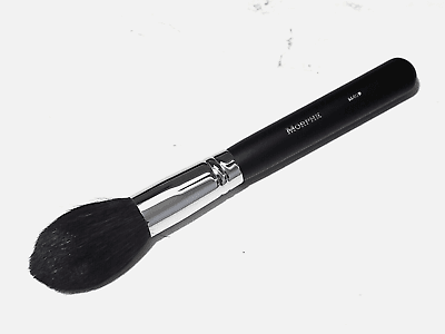 MORPHE BRUSHES Large Pointed Powder Brush - M401